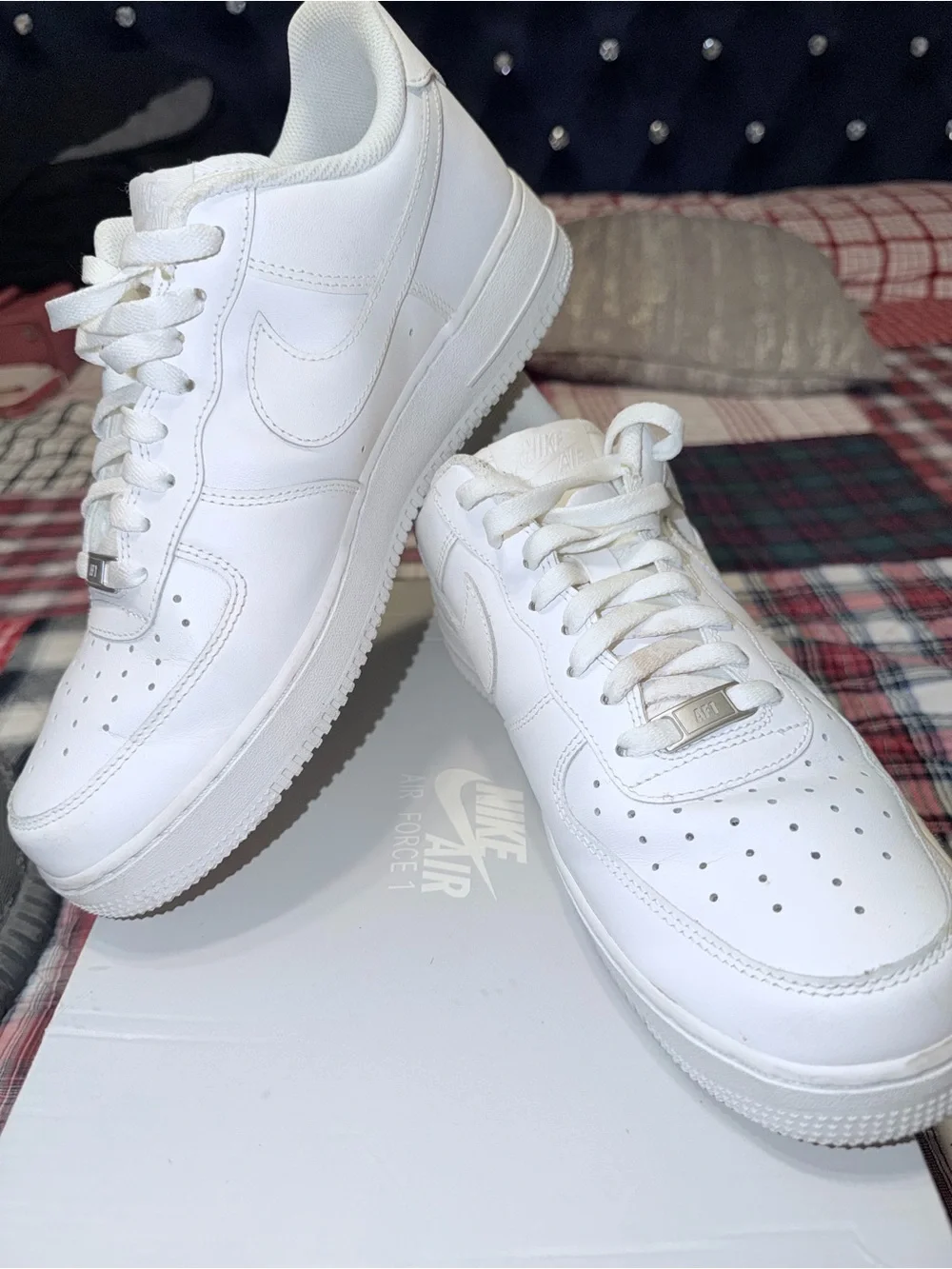 Nike White Low-Top Men's Sneakers